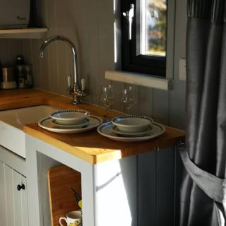Pen-Rhos luxury glamping "Cuckoo's Nest" - 7