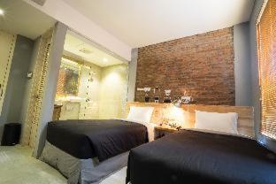 Summerbird - Bed and Brasserie - Bandung - 3