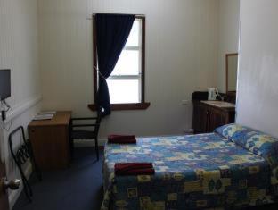 Brisbane Manor - 2