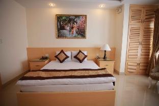 Tulip Hotel 2 - 3