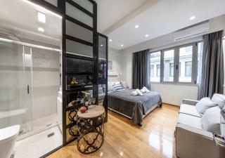 The Monastiraki Metro Lux Suite! - 6