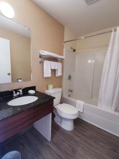 Rodeway Inn & Suites - Kamloops - 6