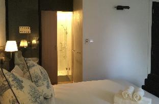 Hotel Noir - 9