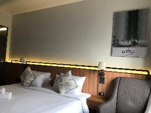 Hotel Noir - 3