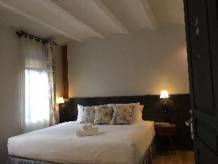 Hotel Noir - 2
