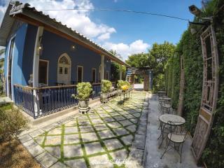 Tharaburi Resort - 3