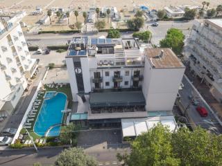 Ferretti Beach Hotel - Rimini - 0