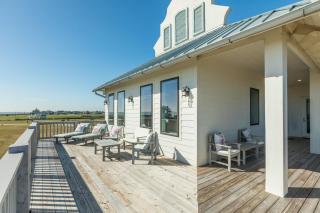 Cake by the Ocean at Seagrass - Bolivar Peninsula - 3