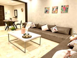 Best in Town - Central -Comfortable-in Racine - Casablanca - 1