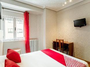 Hostal Uría - 8