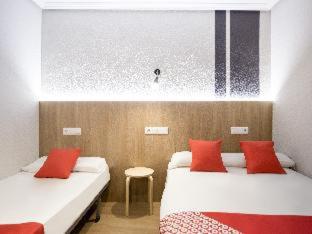 Hostal Uría - 2