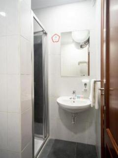 Hostal Uría - 1