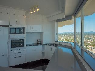 Burleigh Surf Apartments - 3