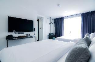 CREW Hotel - 1
