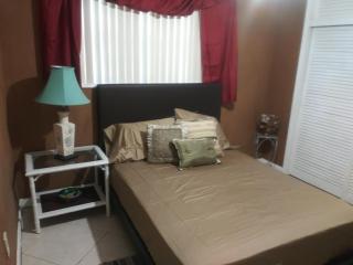 Bon Soleil Stadium Guesthome - Miramar - 1