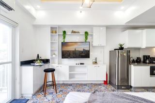 FRESIA by J&J Homes At Amani Grand Resort Residences Near Airport - Mactan - 3