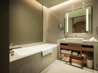 Fame Hall Garden Hotel - 4