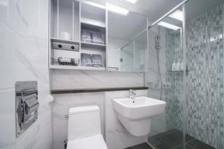 The Venezia Suite Hotel - 8