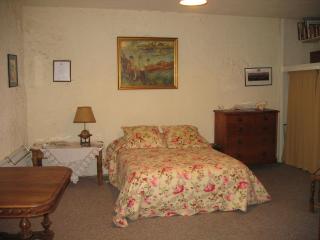 Chez Janie Hirst - 1