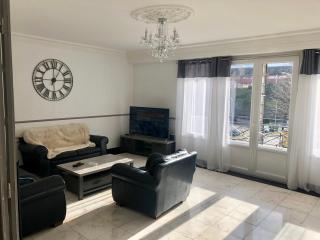 Grand appartement de standing "Rêve du Soir" de 170 m2 350 m de la gare - Lourdes - 0