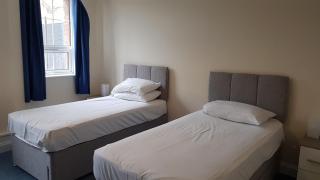 Atlantic Mansions 2 Bedroom Split Level Apartment - 2