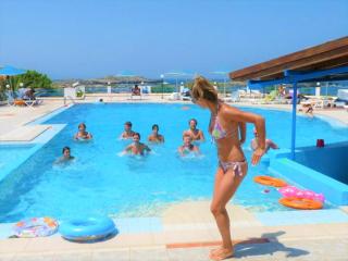 Zorbas Beach Village Hotel - Stavros - 2
