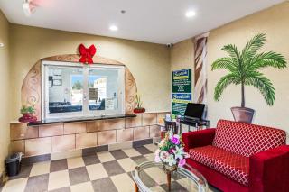 Scottish Inn and Suites Baytown - Baytown - 7