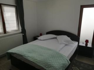 De la mare la munte - 0