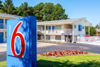 Motel 6-Longview, TX - Longview - 0