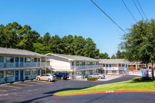 Motel 6-Longview, TX - 4