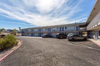 Motel 6-Needles, CA - 7