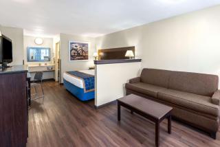 Days Inn by Wyndham Grants - Grants - 6
