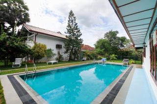 Lioni Holidays Villa - 9