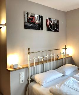 Hotel Alexander - Wiesbaden - 2