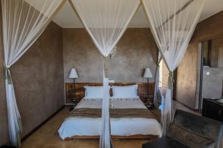 Isalo Rock Lodge - Ranohira - 8
