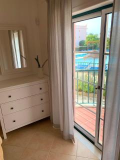 St. James Beach & Pool Apartment - Luz - 2