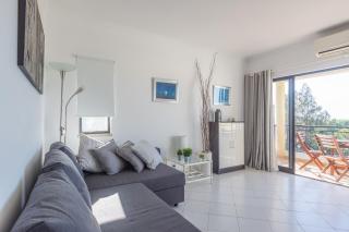 Modern Top Floor Apartment 60m2 - Balcony with Pool & Sea View - Vilamoura - Vilamoura - 2