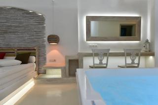 Zefi Hotel & Suites - Naousa - 2