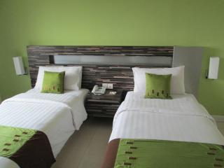 Patra Bandung Hotel - 9