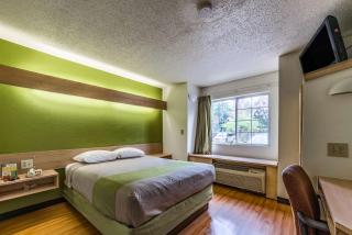 Motel 6-Charlotte, NC - University - Charlotte - 5