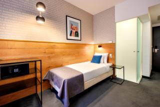 Roombach Hotel Budapest Center - 1