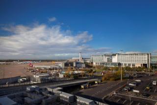 Radisson Blu Manchester Airport - Hale - 0