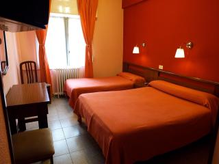 Hostal Lar - 7
