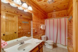 Grizzly Manor - Pigeon Forge - 9