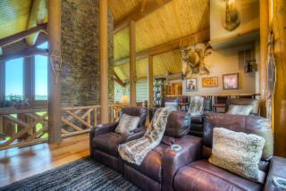 Rustic Luxury - Morganton - 8