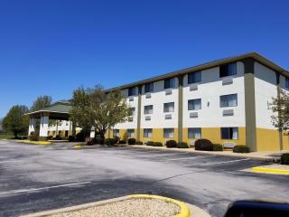 Best Western Big Spring Lodge - Neosho - 3