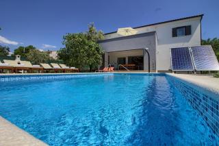 Luxury villa Medulin with pool near the beach , sea view, extra pool heating available - Medulin - 8