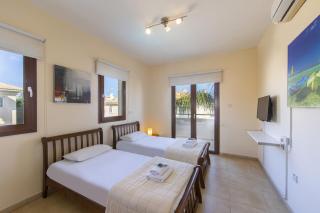 BLUE WATER BAY - Paralimni - 6