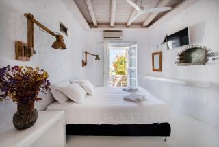 Zefi Hotel & Suites - Naousa - 9