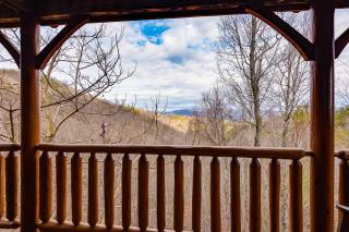 Nature's Paradise - Pigeon Forge - 5